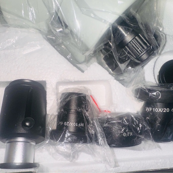 Precision Zoom Stereo Microscope - Picture 9 of 9